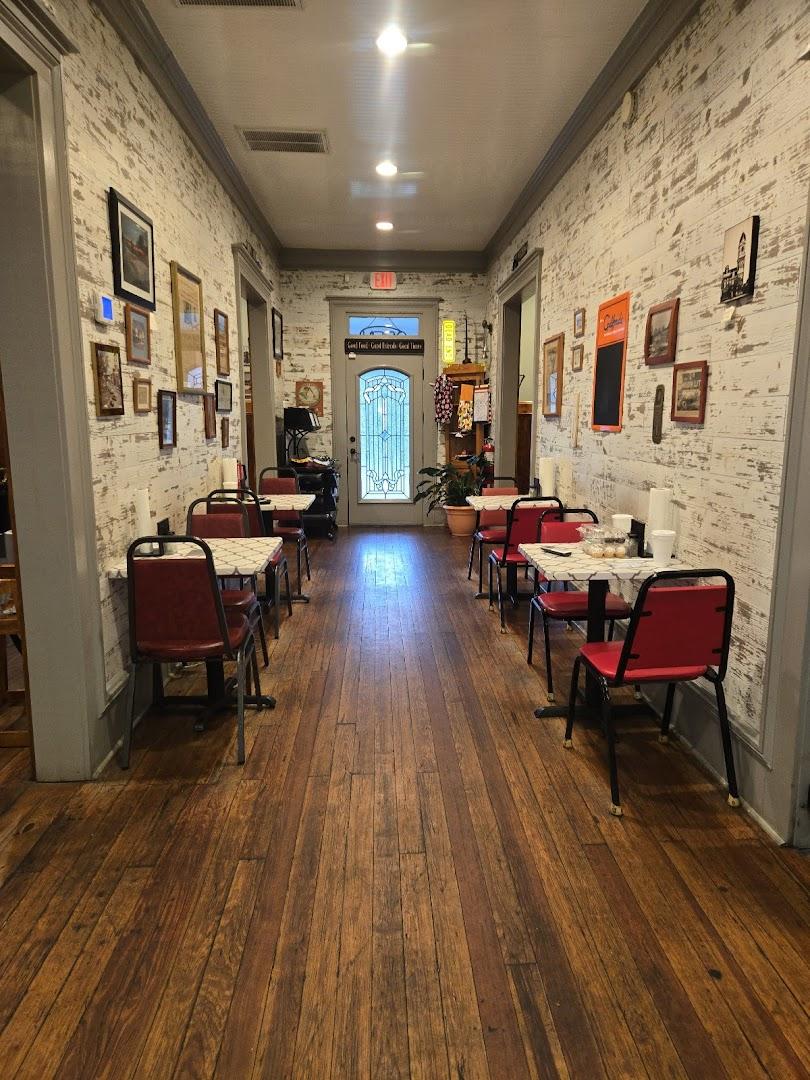 Tava's Diner